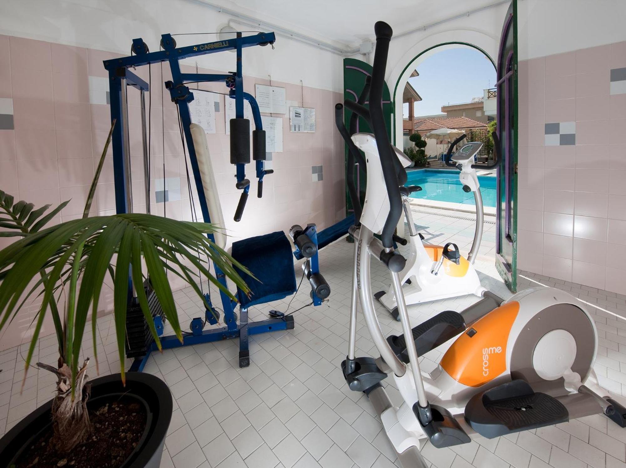 Hotel Gabriella Rimini Exterior photo